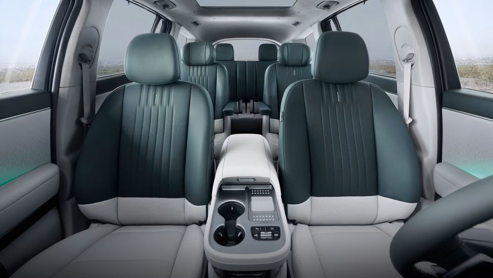 Prostrano i udobno u sva tri reda