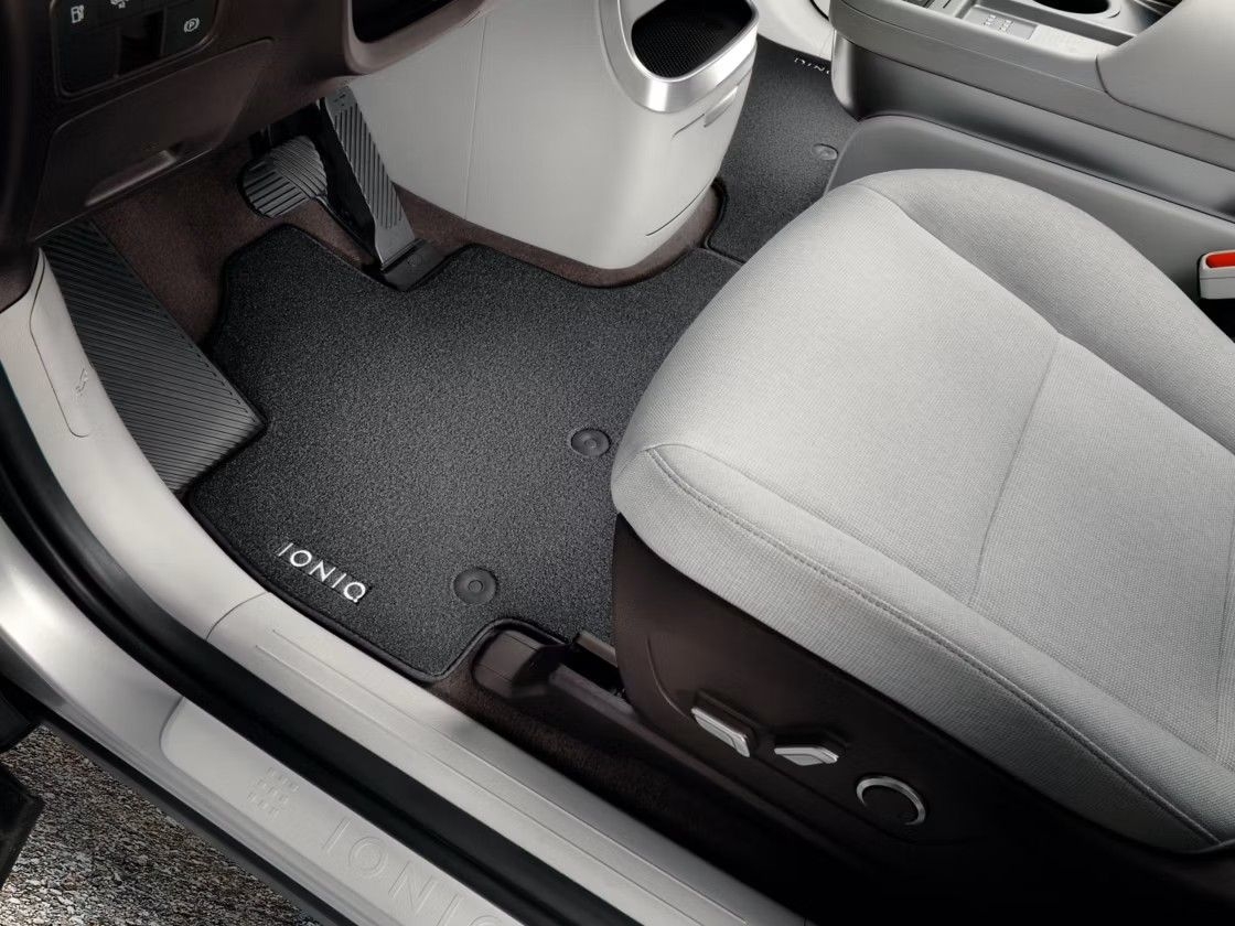 Tekstilne podne prostirke, velur Visokokvalitetne velur prostirke pružaju 